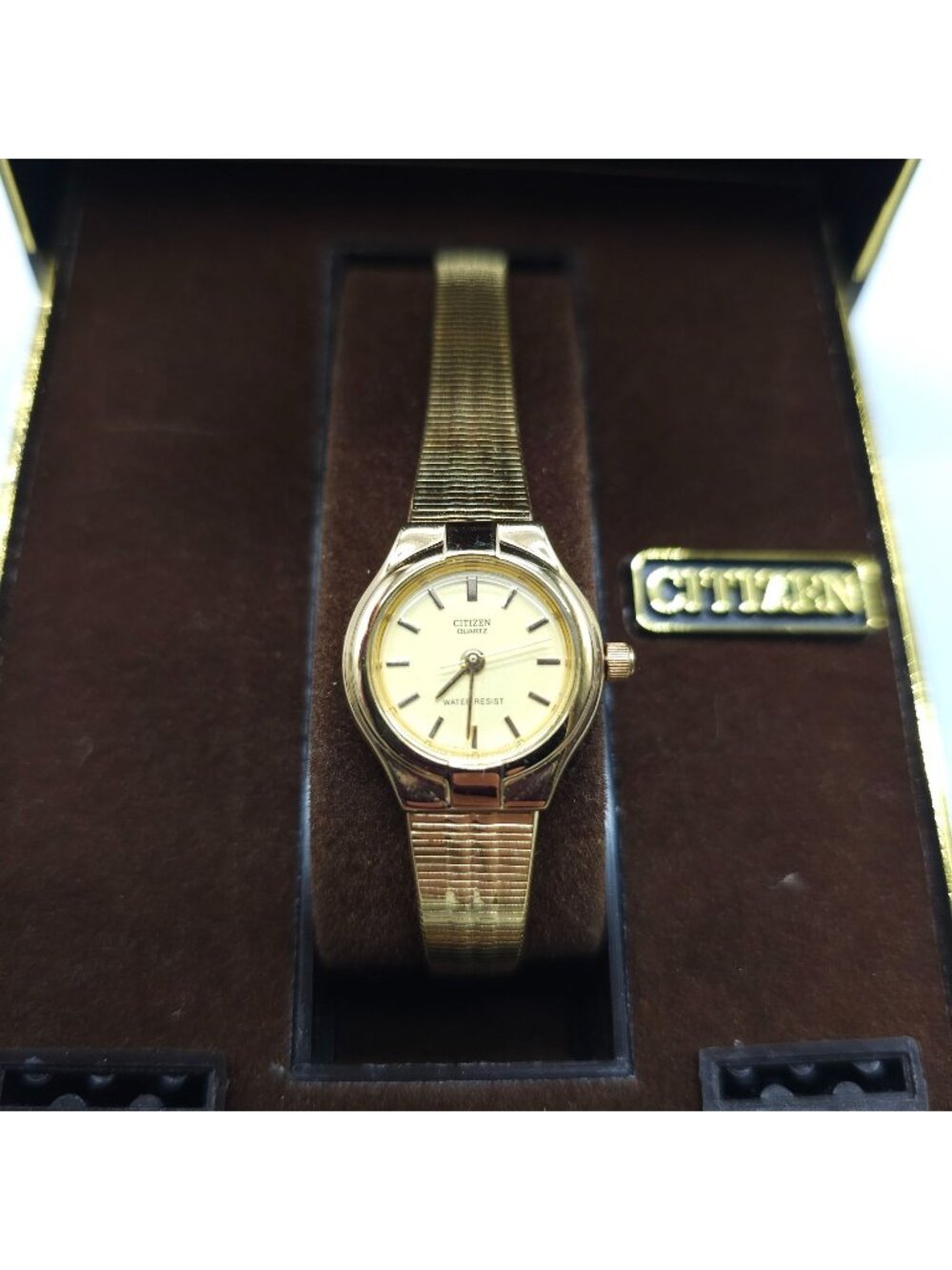 Vintage Citizen Quartz Womens Gold Watch Water Resistant With Box